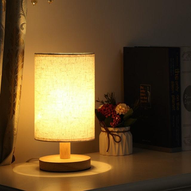 Simple Modern Table Lamp Bedroom Study Bedside Lamp 5V-220v Dimming Solid Wood Creative Birthday Gift Night Light Decorative Table Lamp Cute Study Lamps for Bedroom Décor